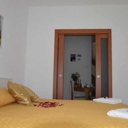 B&B La Casa Sulla Roccia Pietrapertosa Zewnętrze zdjęcie