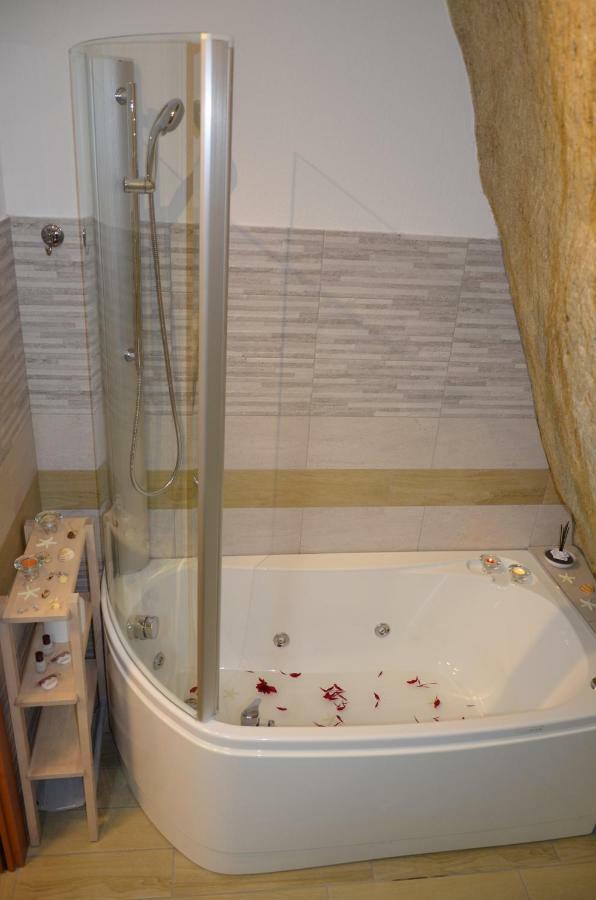 B&B La Casa Sulla Roccia Pietrapertosa Zewnętrze zdjęcie